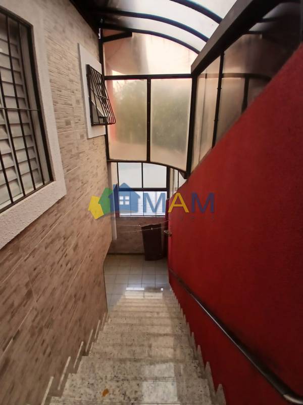 Casa à venda na Rua Dezesseis de DezembroJardim Rubio - 153307-16.jpg